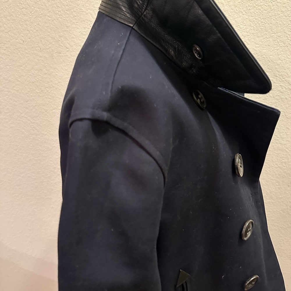 Burberry Blue Double Breasted Peacoat with Wide Lapel - Picture 7 of 11